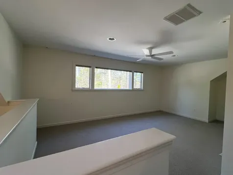 27 Saint James Avenue Milton NH 03851
