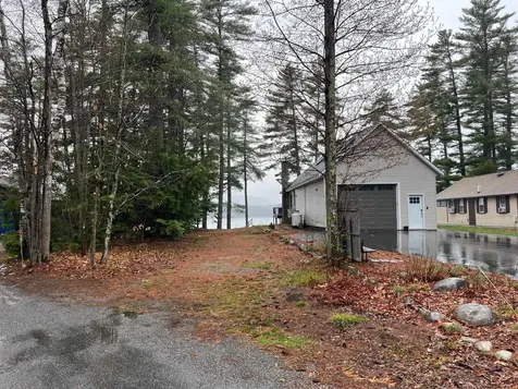 27 Saint James Avenue Milton NH 03851