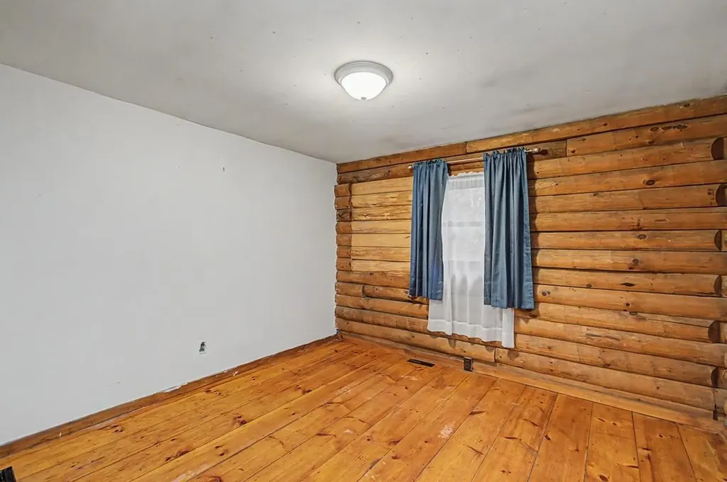 37 Premo Road Roxbury VT 05669