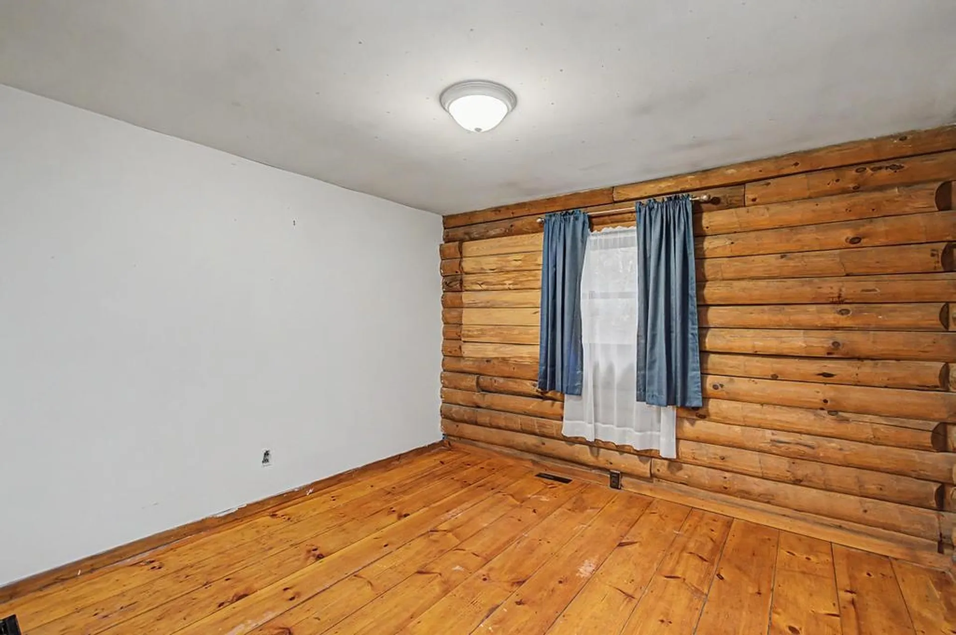 37 Premo Road Roxbury VT 05669