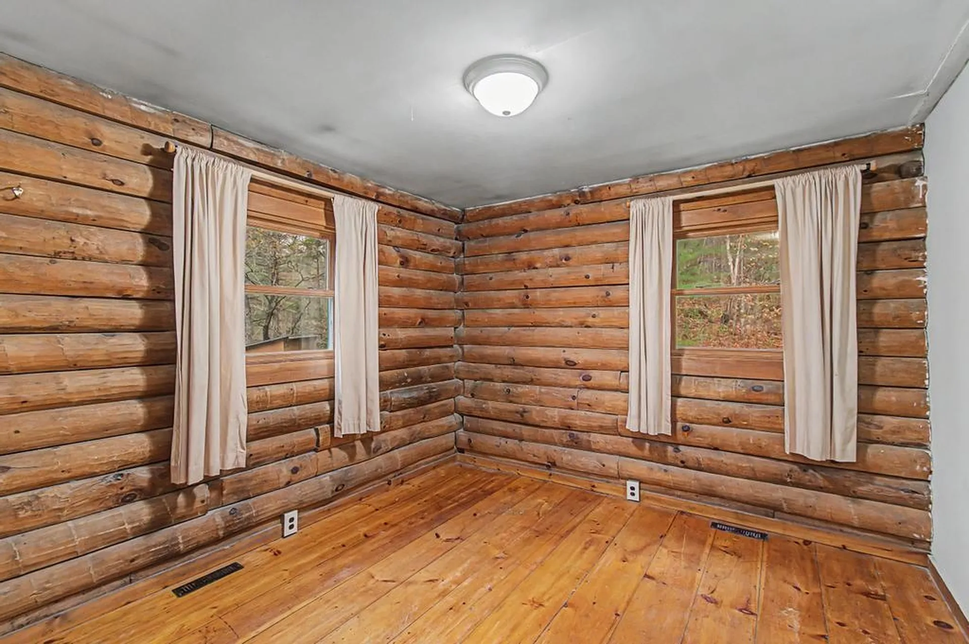37 Premo Road Roxbury VT 05669