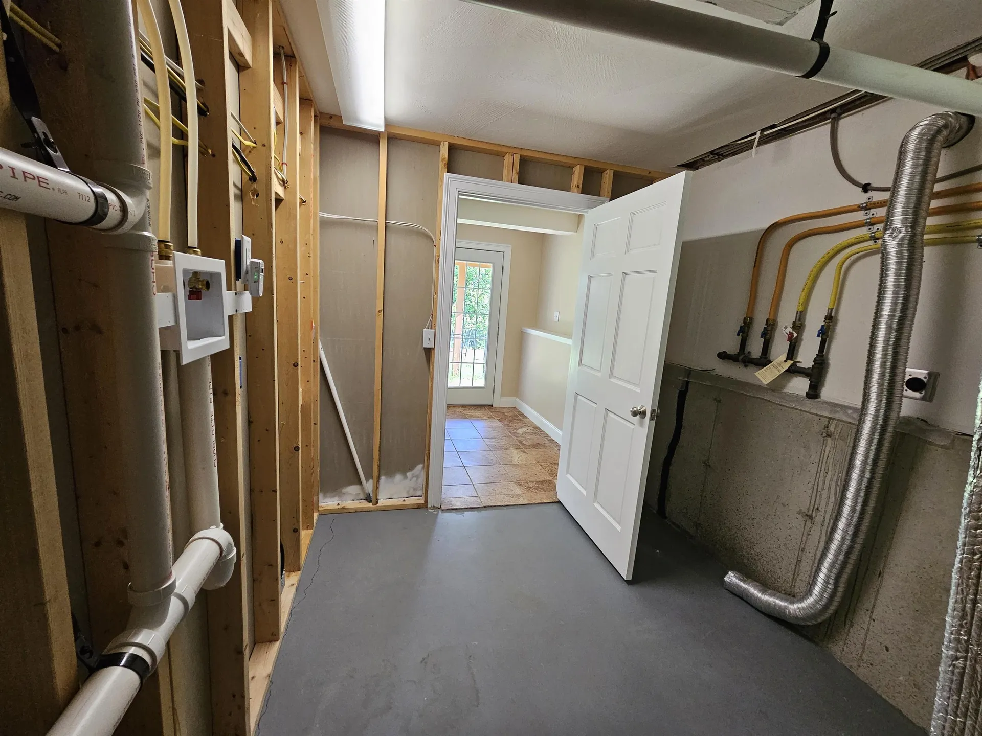 287 Hoit Road Concord NH 03301-1811