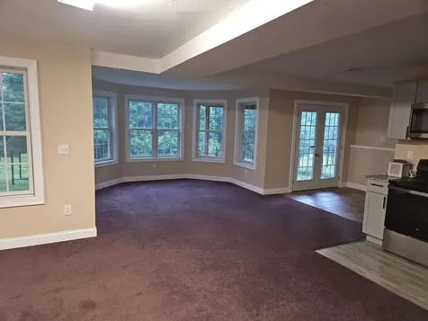 287 Hoit Road Concord NH 03301-1811