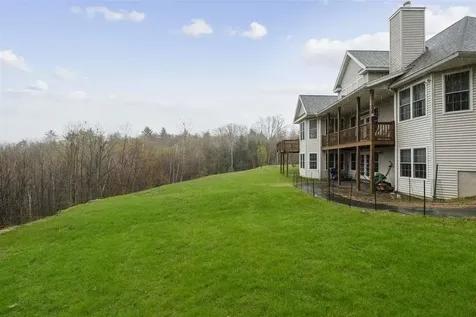 287 Hoit Road Concord NH 03301-1811