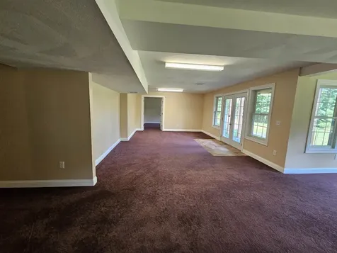 287 Hoit Road Concord NH 03301-1811