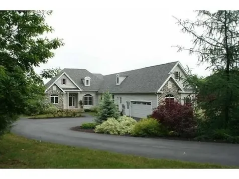 287 Hoit Road Concord NH 03301-1811