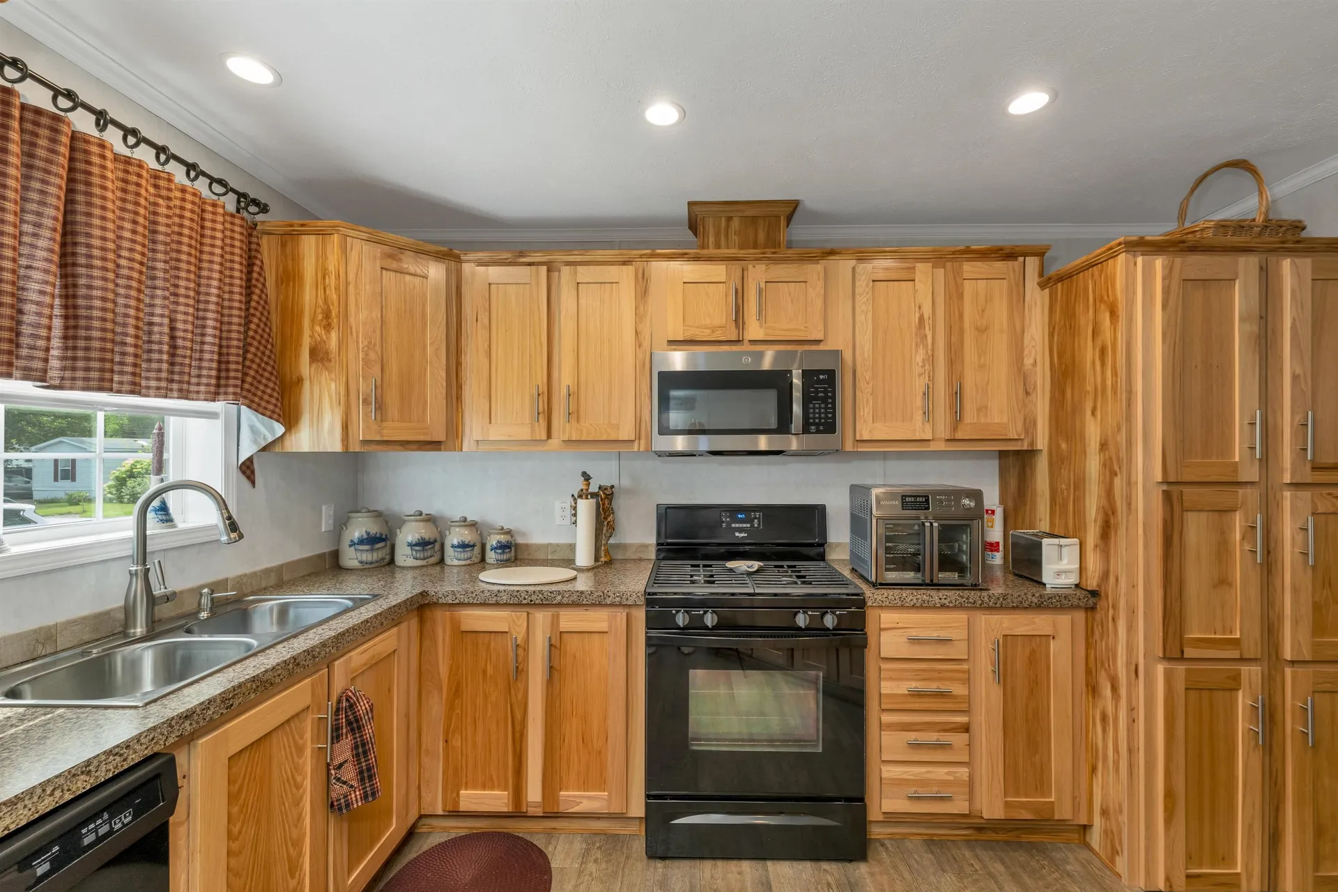 9 Longmeadow Drive Concord NH 03301-3482