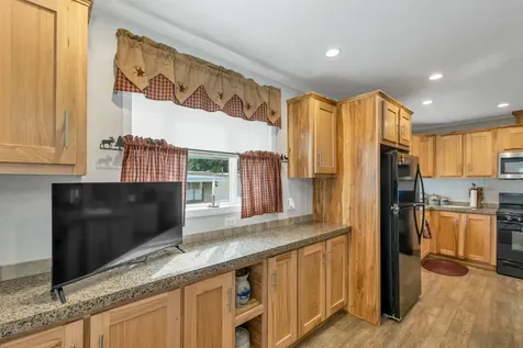 9 Longmeadow Drive Concord NH 03301-3482