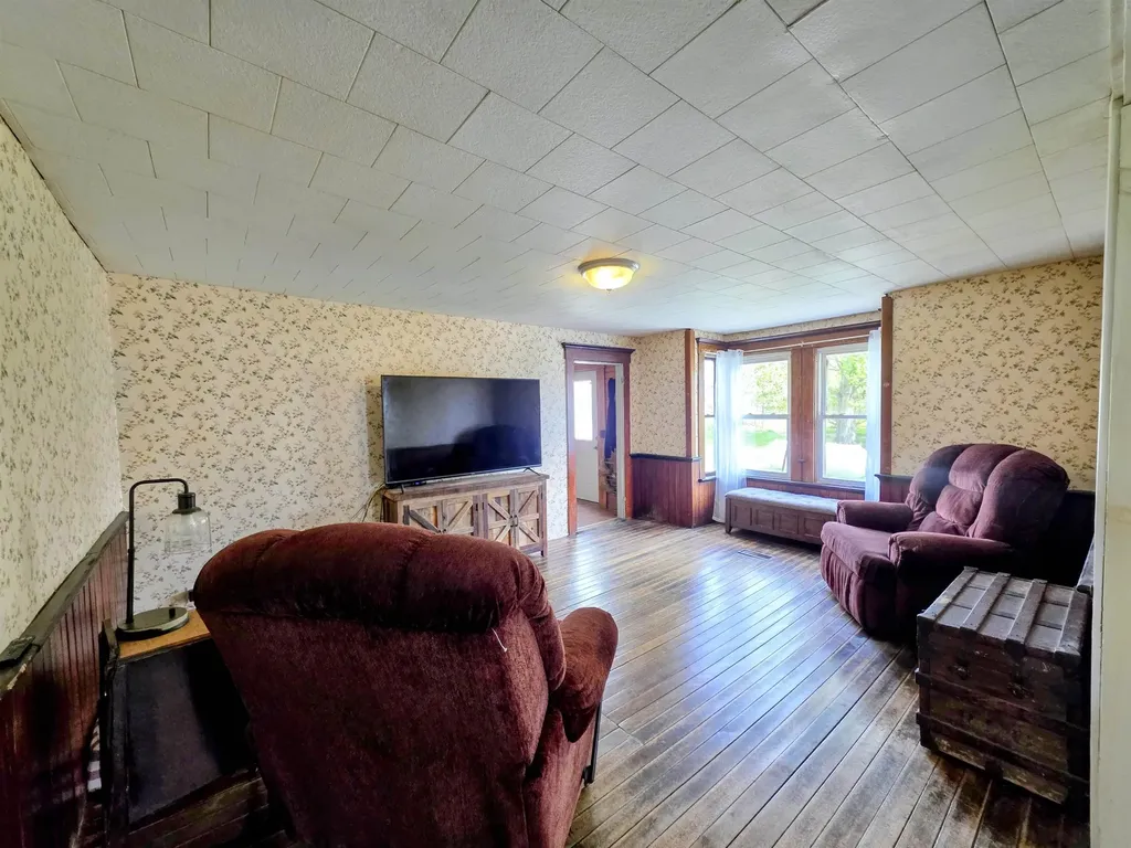 65 Benton Road Haverhill NH 03774