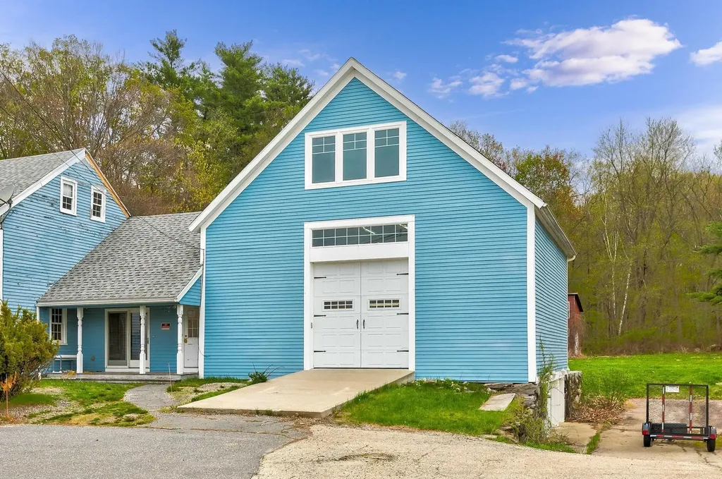 338 N Main Street Salem NH 03079