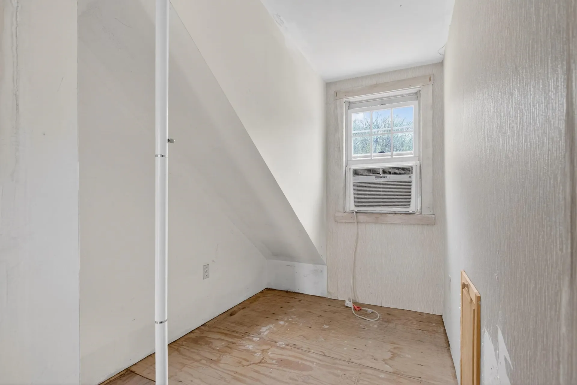 338 N Main Street Salem NH 03079