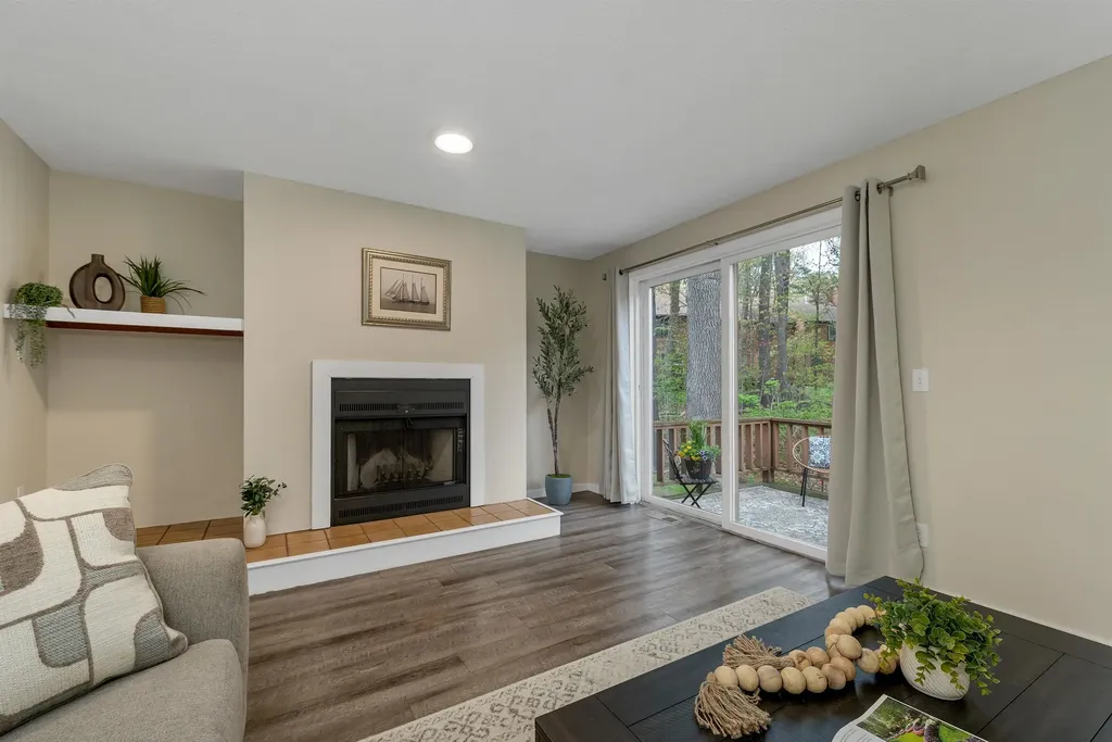 87 Dunvegan Woods Drive Hampton NH 03842