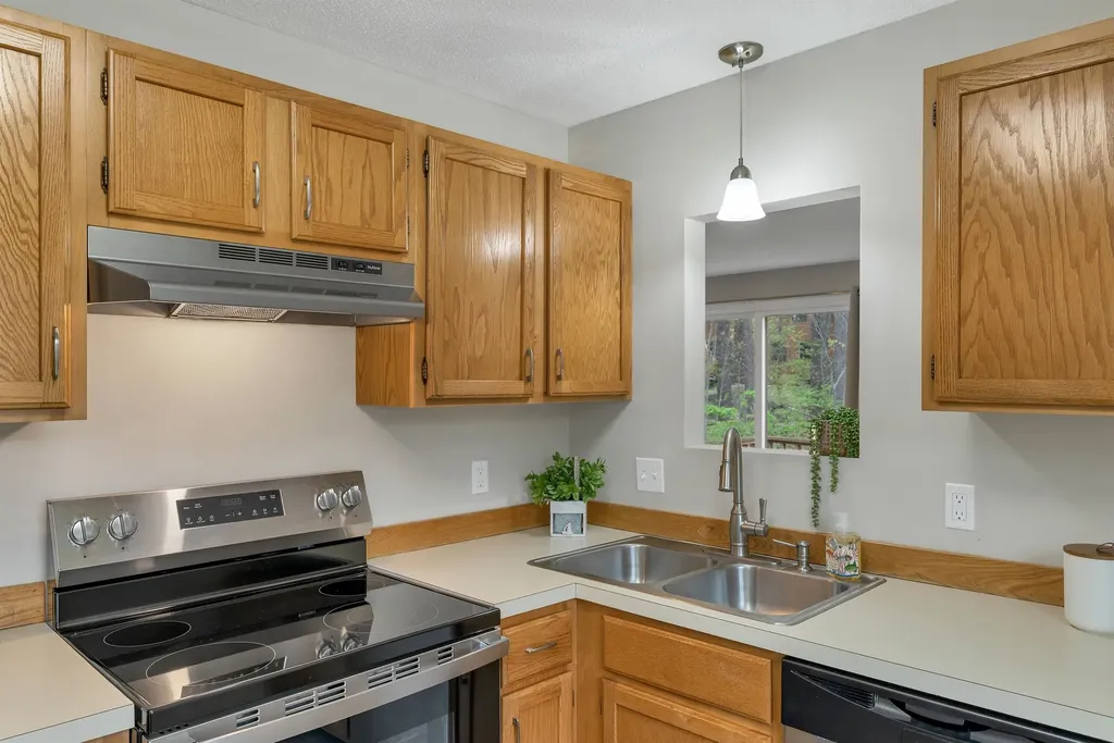 87 Dunvegan Woods Drive Hampton NH 03842