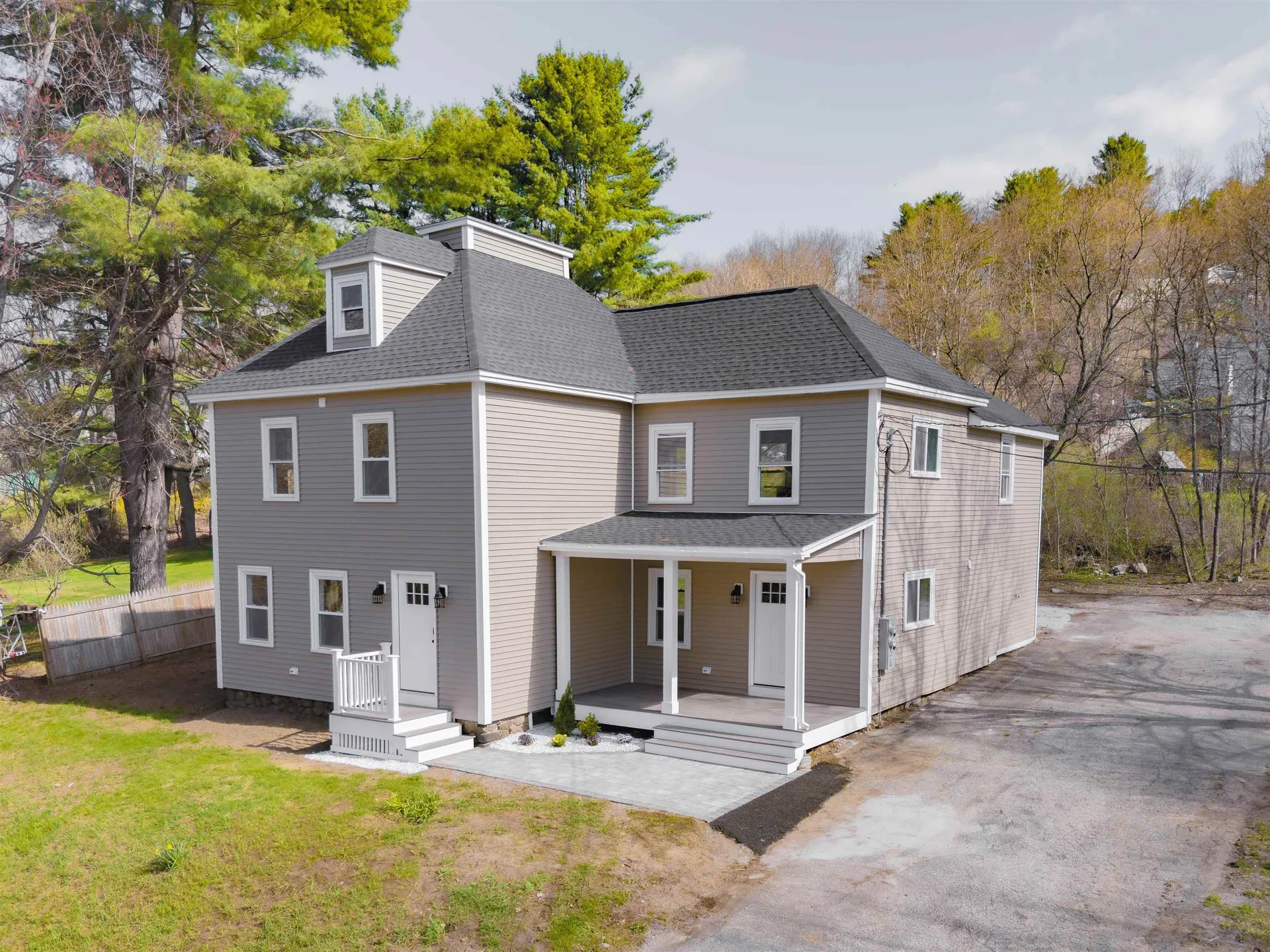 27 Washington Street Ashland NH 03217