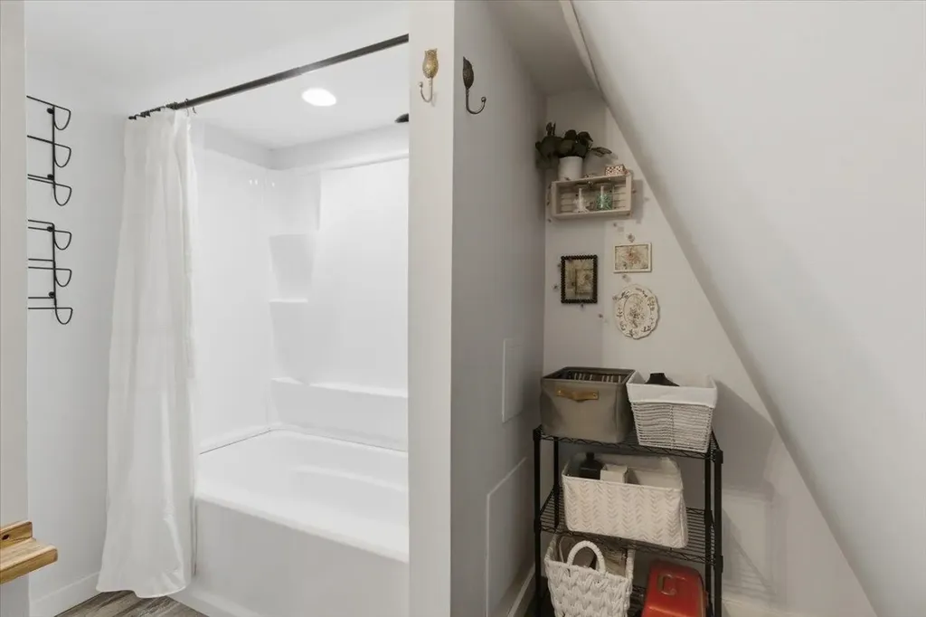 214 Hickory Road Woodford VT 05201