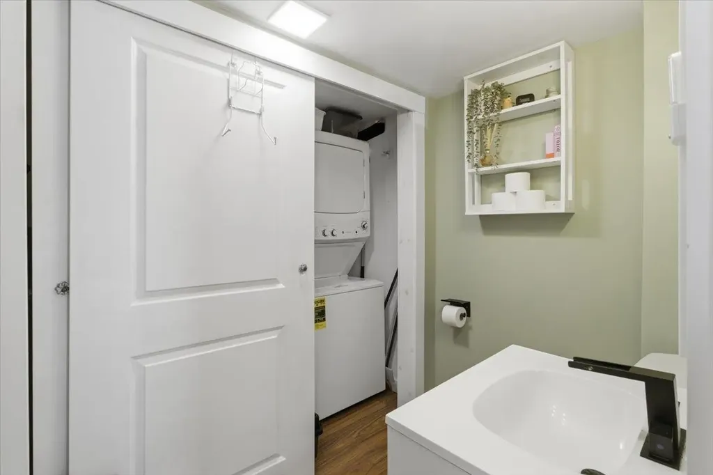 214 Hickory Road Woodford VT 05201