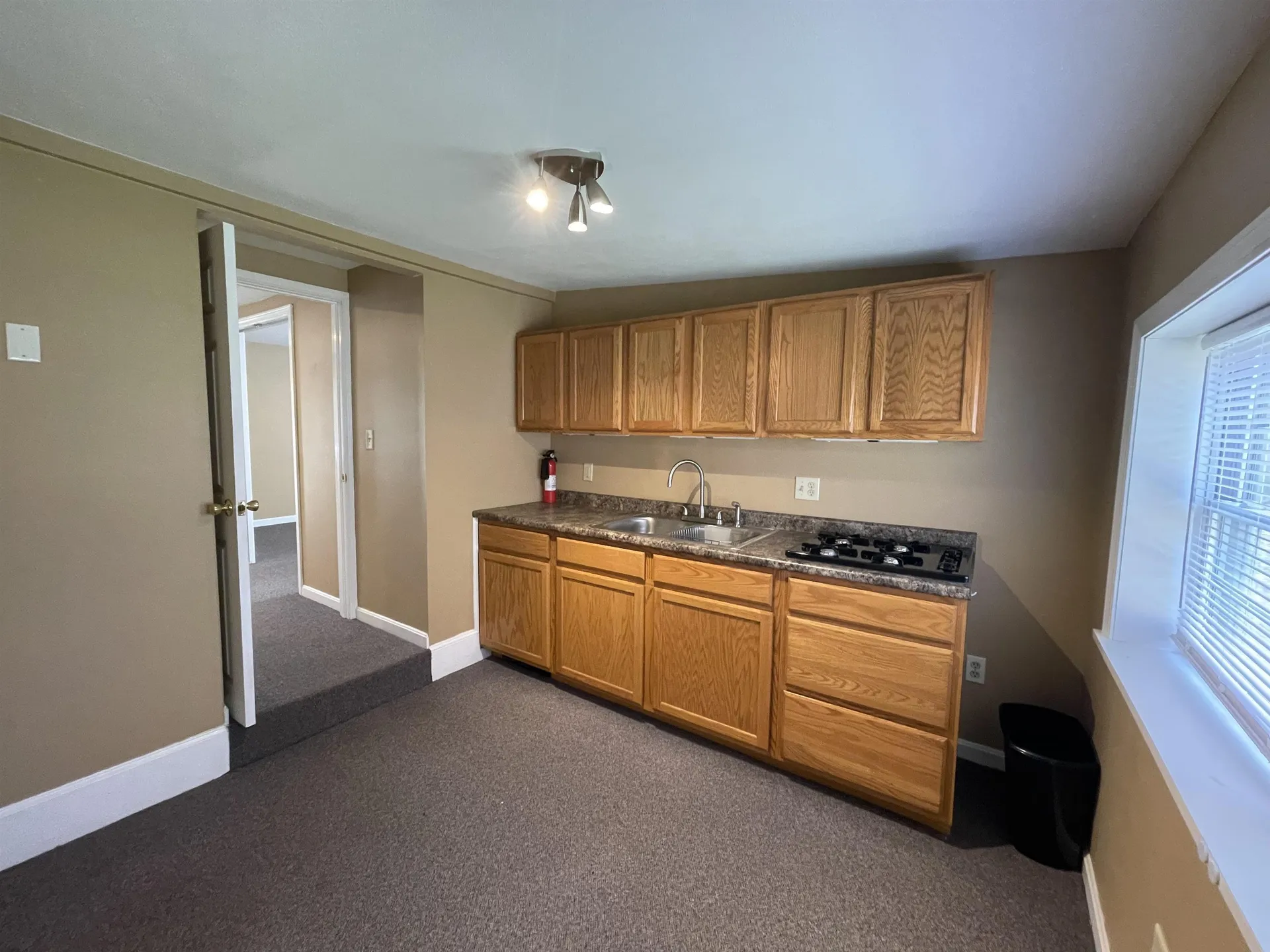 10 Thorne Road Kingston NH 03848