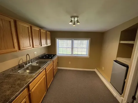 10 Thorne Road Kingston NH 03848
