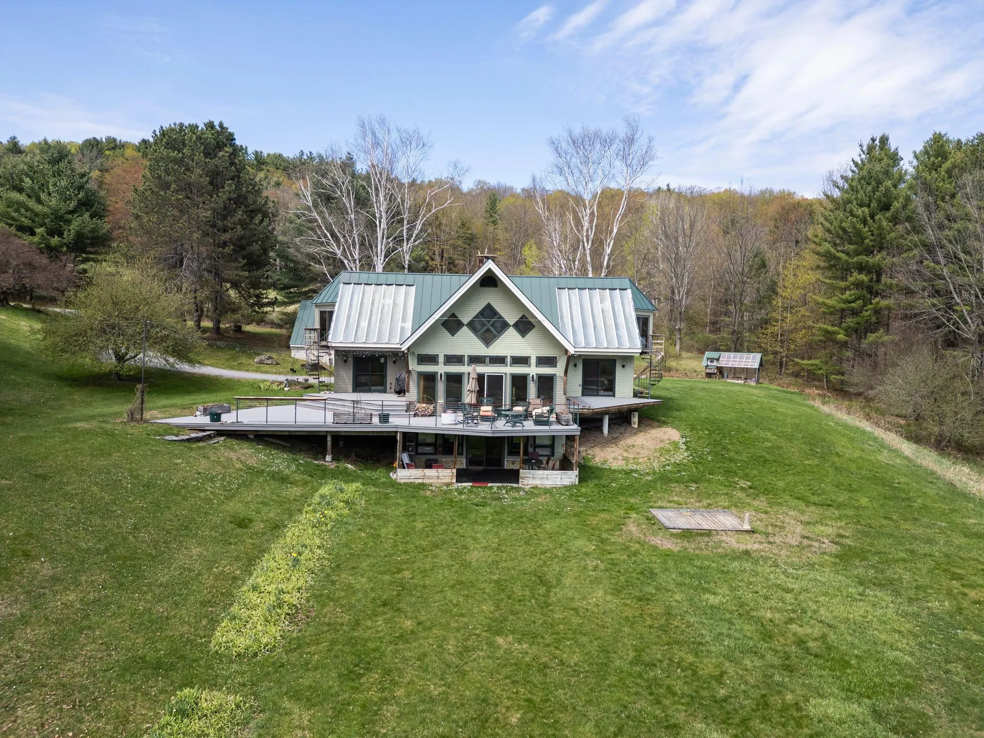 84 Old Barn Lane West Windsor VT 05037