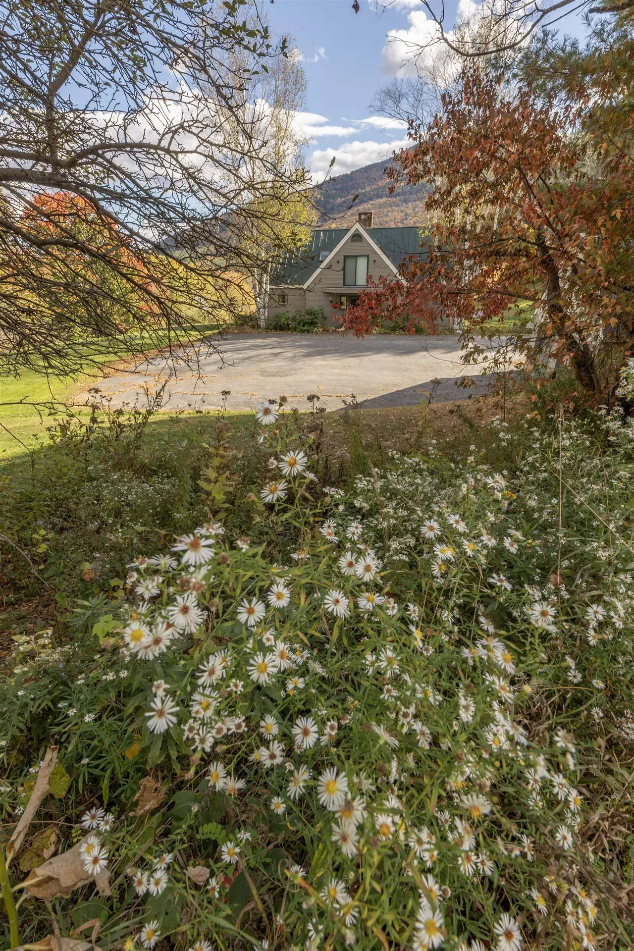 84 Old Barn Lane West Windsor VT 05037