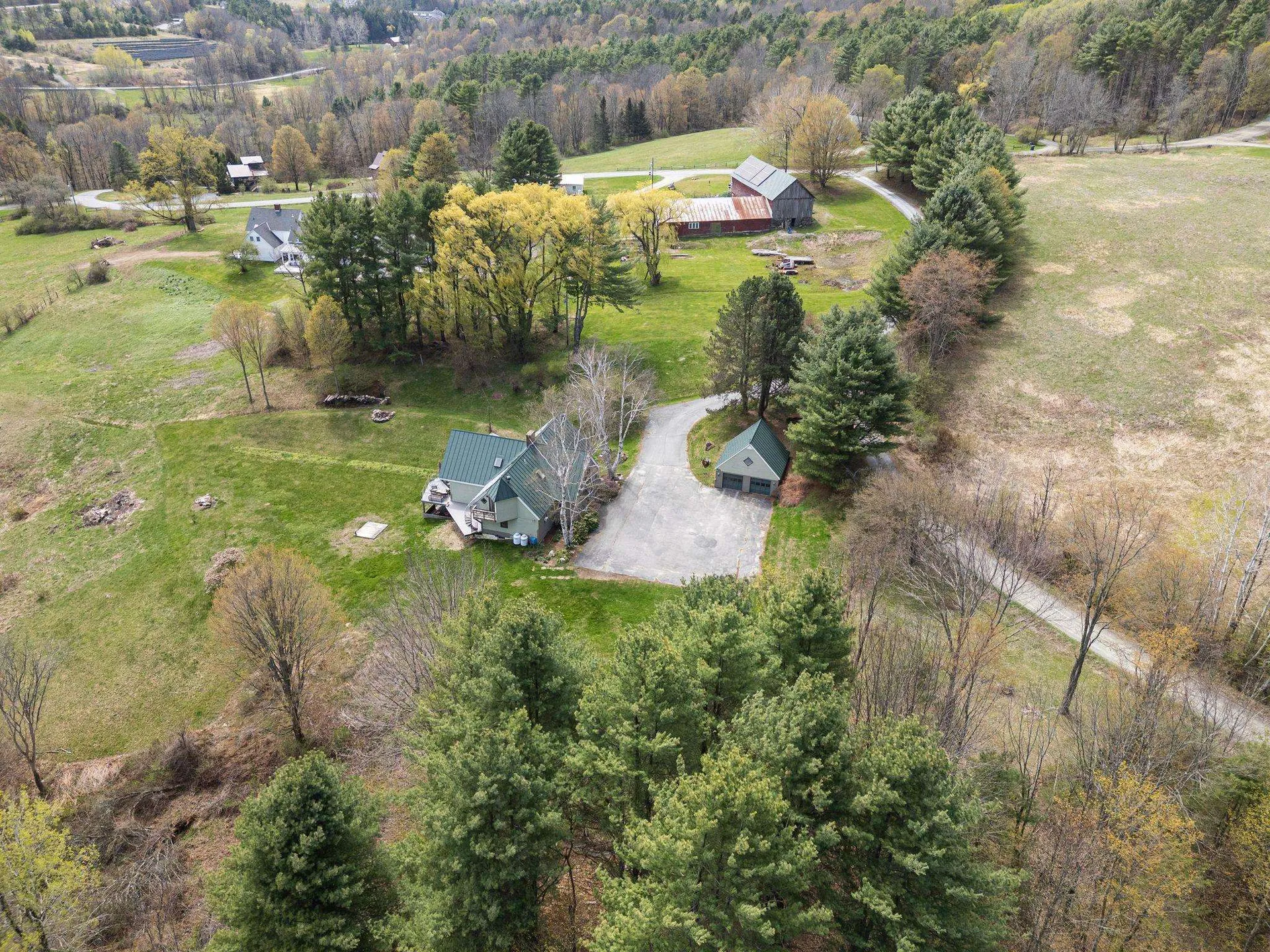 84 Old Barn Lane West Windsor VT 05037