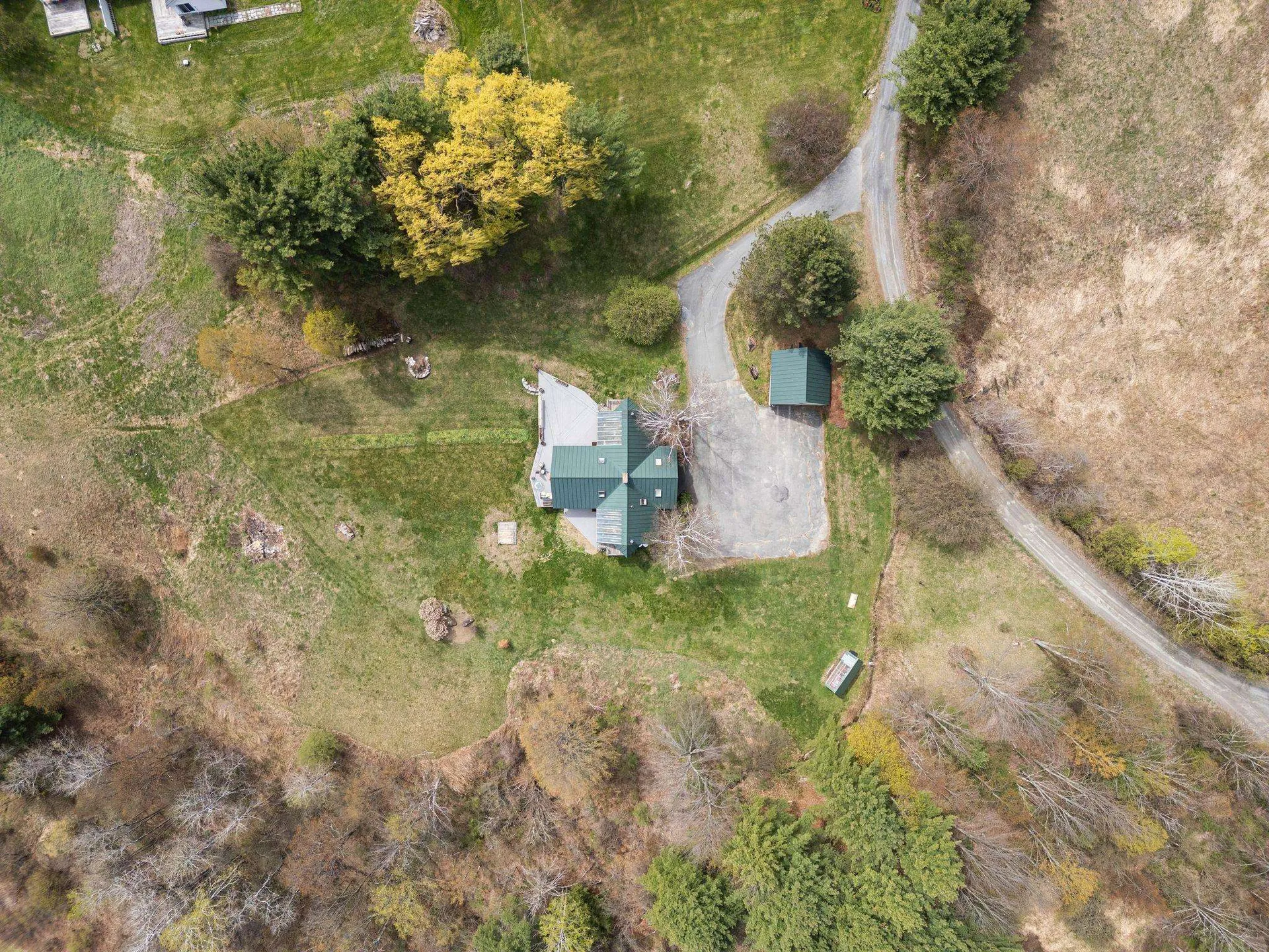 84 Old Barn Lane West Windsor VT 05037
