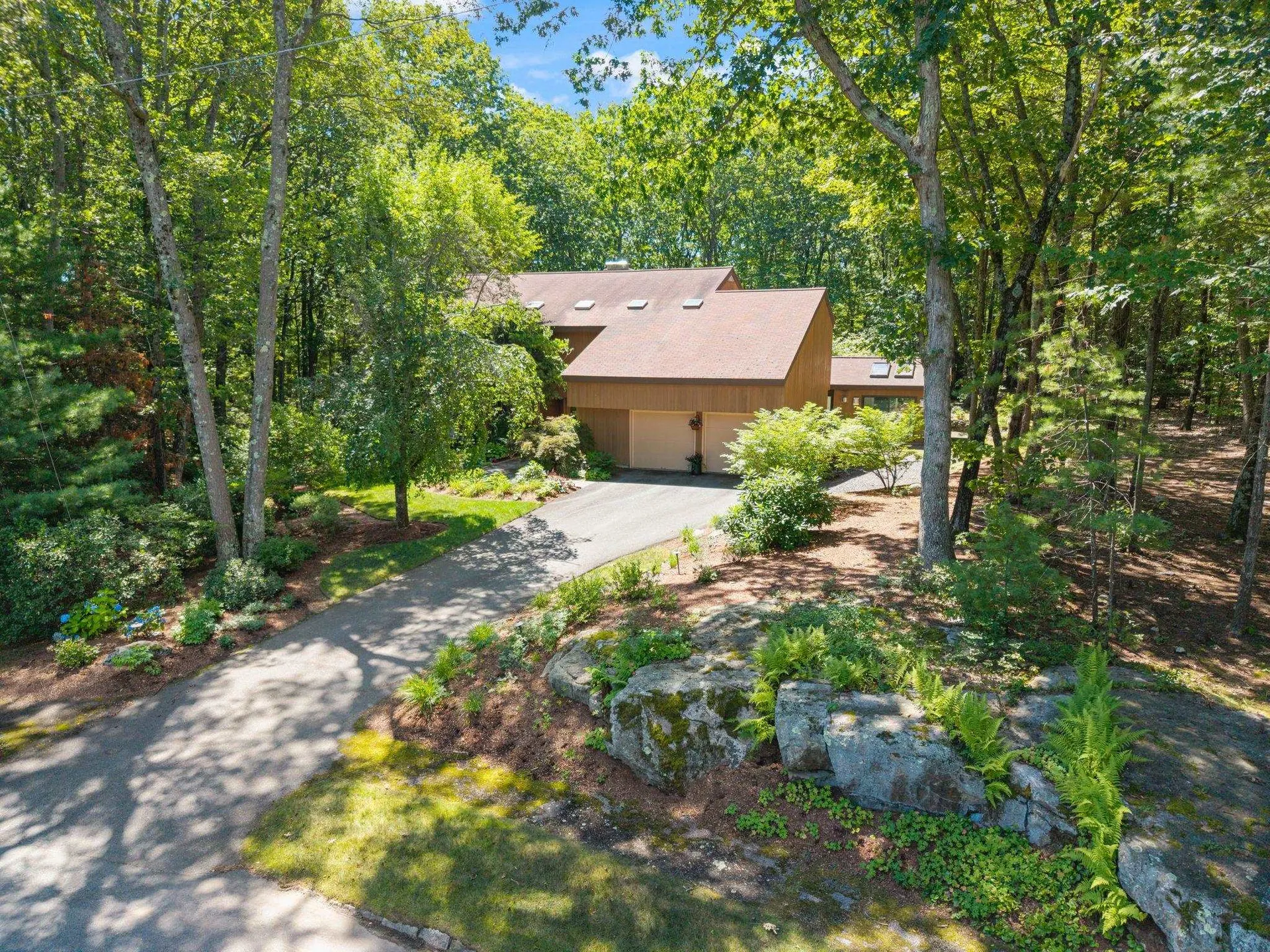 15 Masefield Road Nashua NH 03062