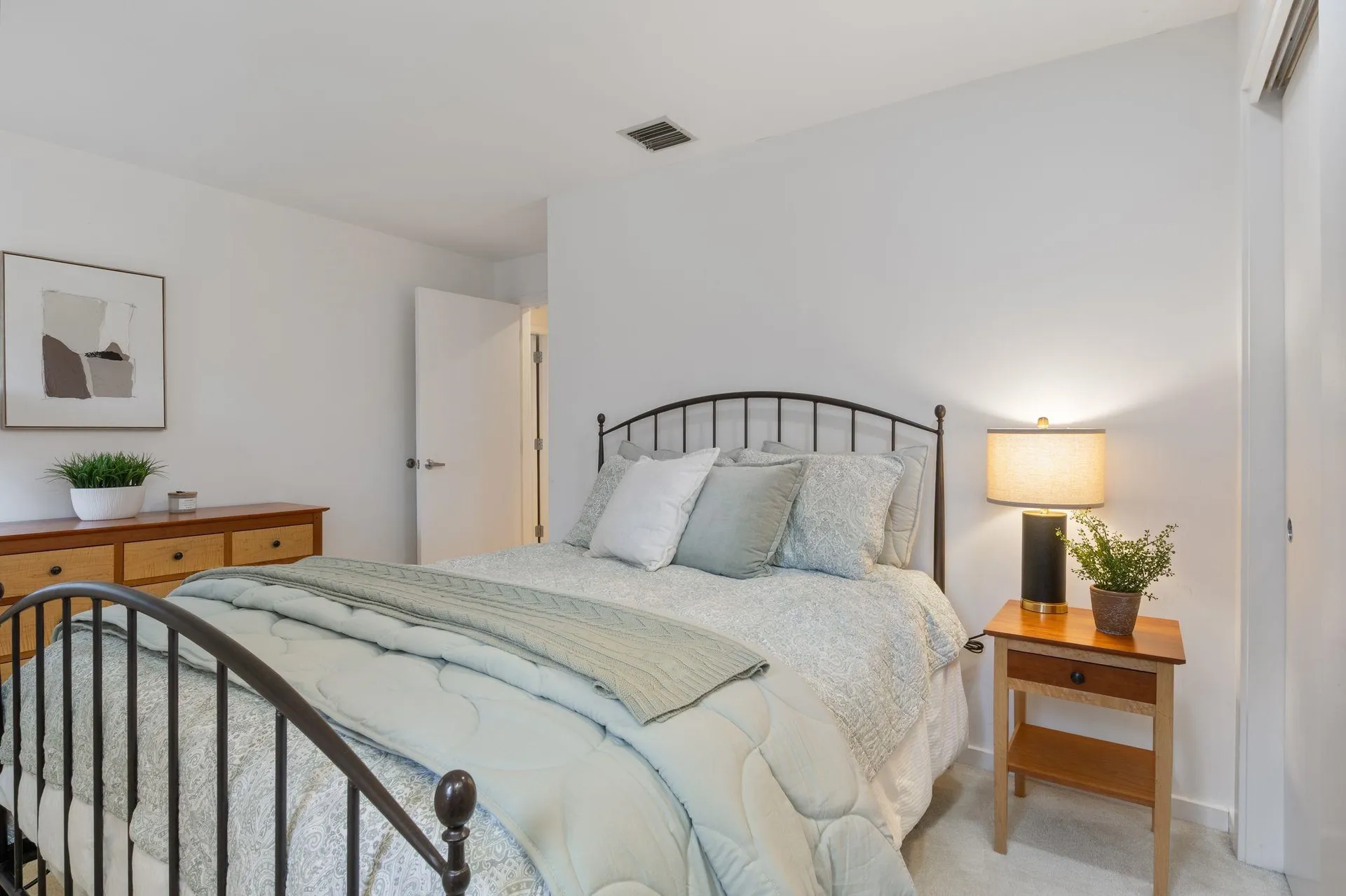 15 Masefield Road Nashua NH 03062