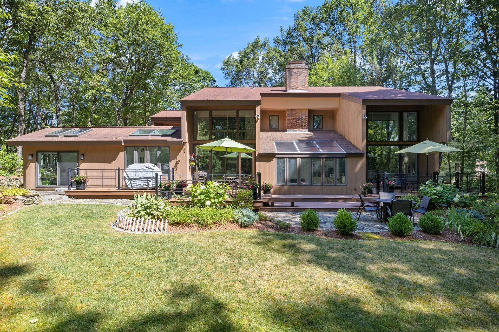 15 Masefield Road Nashua NH 03062