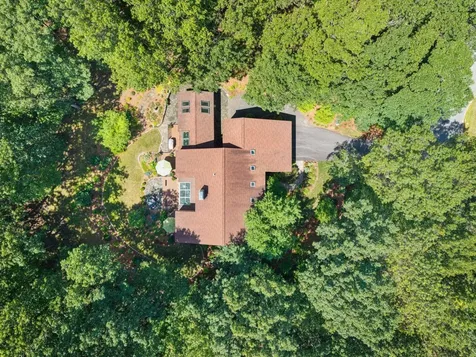 15 Masefield Road Nashua NH 03062