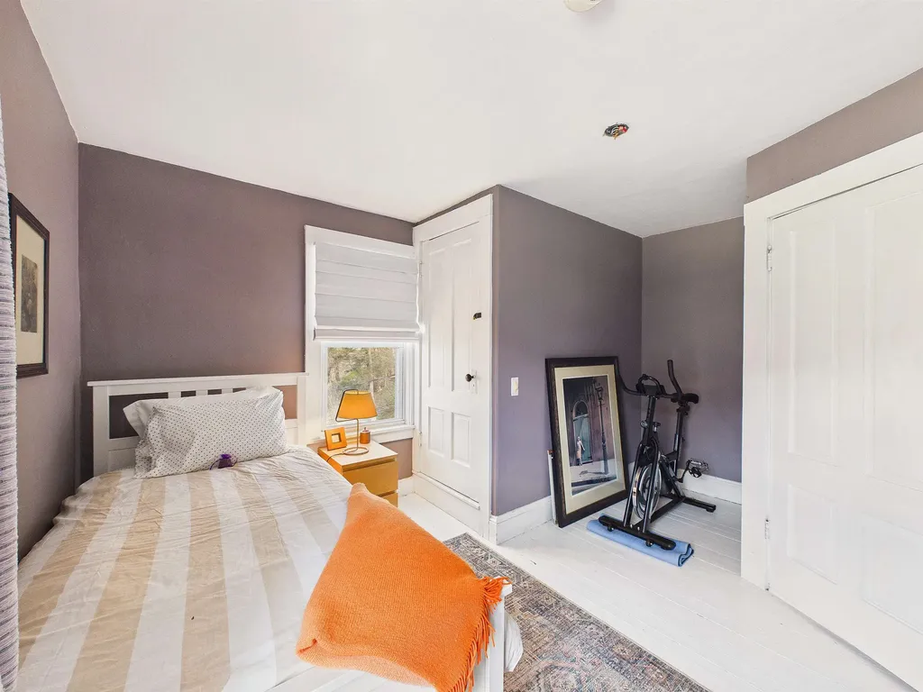37 Robinson Avenue Rochester VT 05767