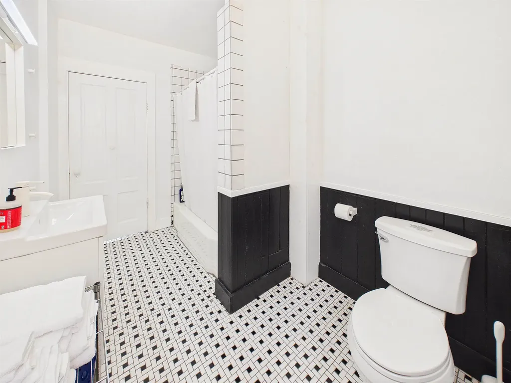 37 Robinson Avenue Rochester VT 05767