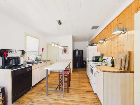 37 Robinson Avenue Rochester VT 05767