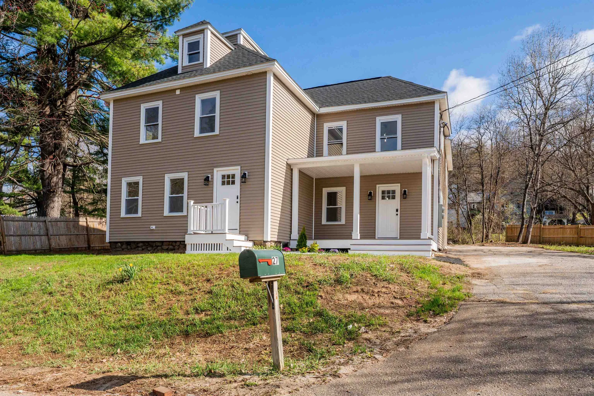 27 Washington Street Ashland NH 03217