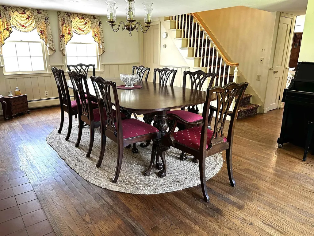 24 Sawyers Crossing Road Swanzey NH 03446