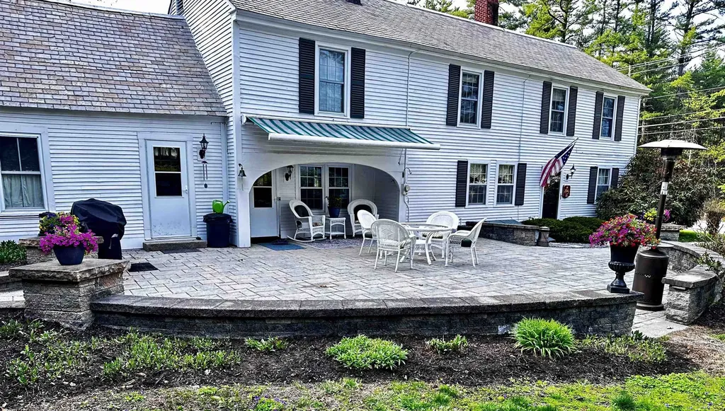 24 Sawyers Crossing Road Swanzey NH 03446