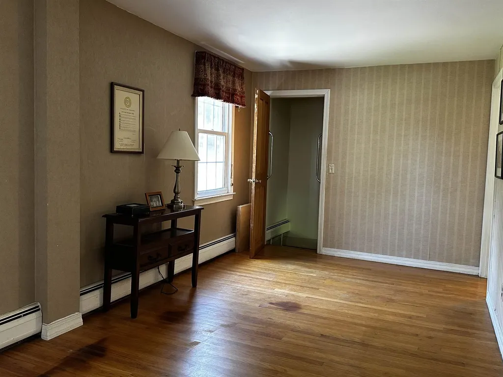 24 Sawyers Crossing Road Swanzey NH 03446