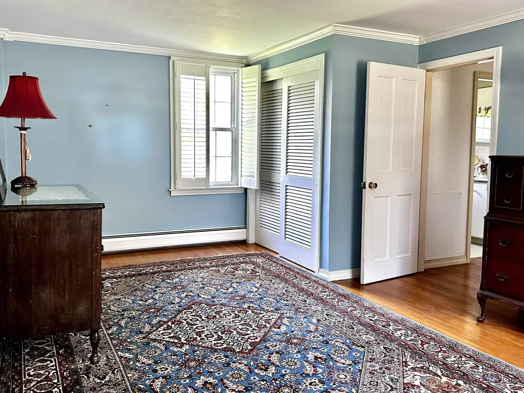 24 Sawyers Crossing Road Swanzey NH 03446