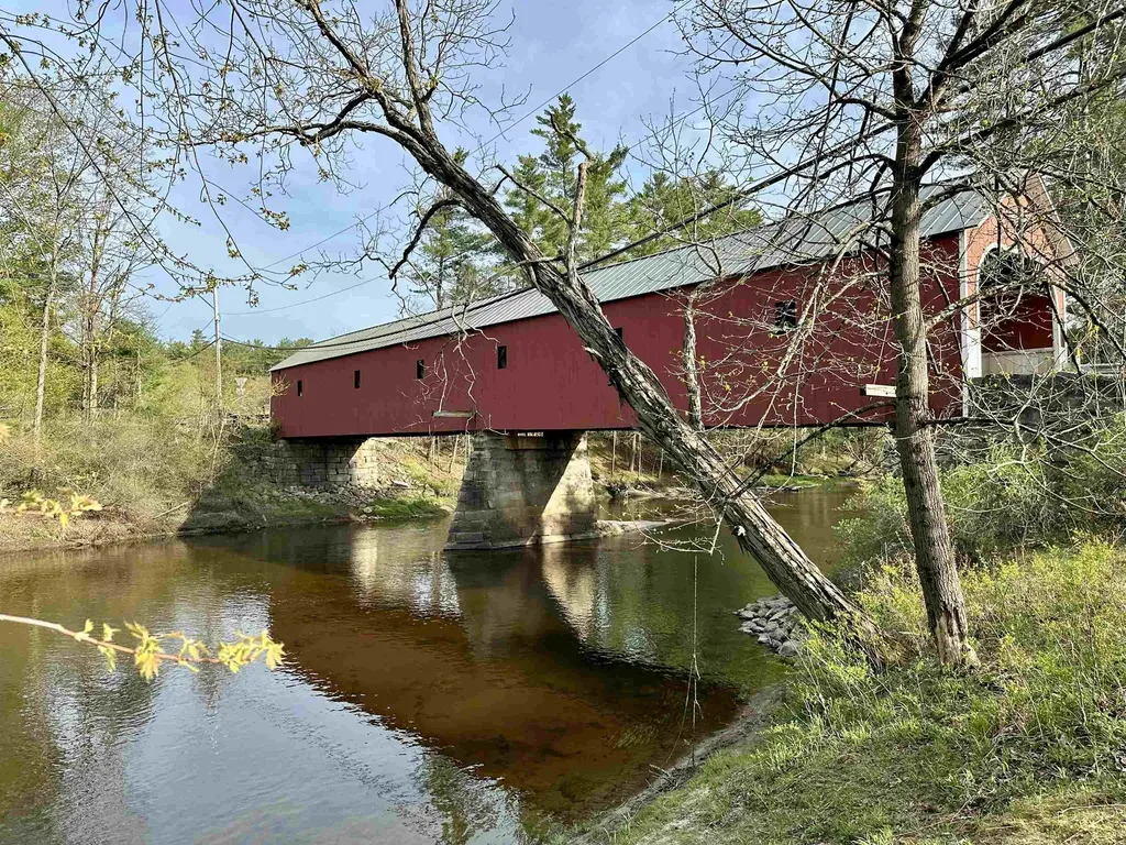 24 Sawyers Crossing Road Swanzey NH 03446