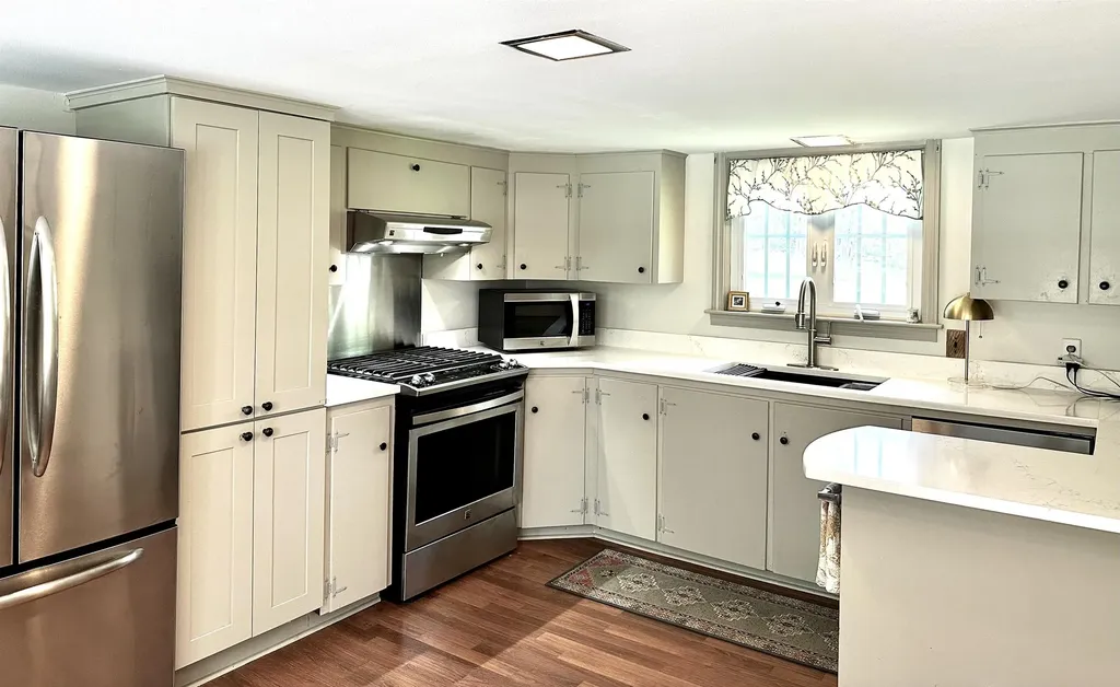 24 Sawyers Crossing Road Swanzey NH 03446