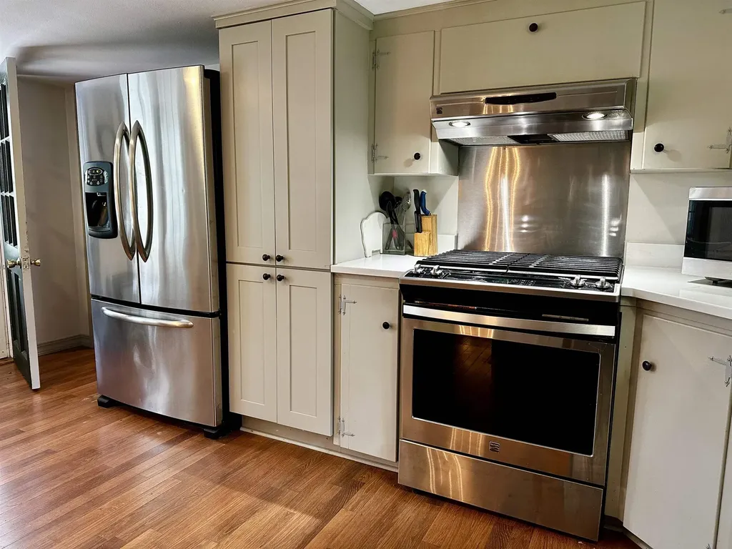 24 Sawyers Crossing Road Swanzey NH 03446