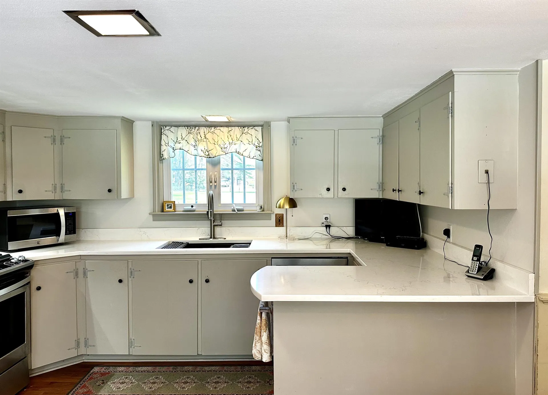 24 Sawyers Crossing Road Swanzey NH 03446