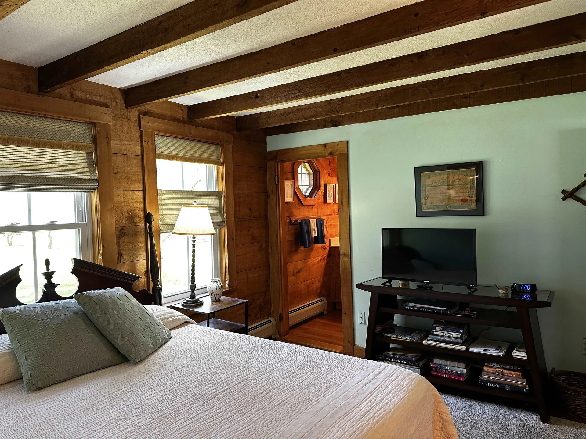 24 Sawyers Crossing Road Swanzey NH 03446