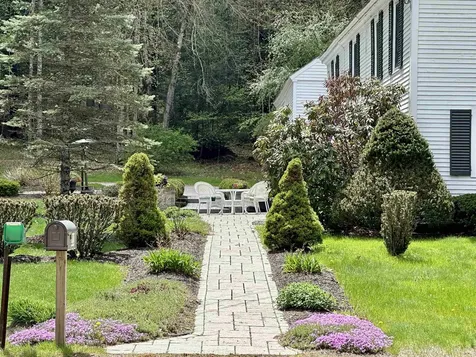 24 Sawyers Crossing Road Swanzey NH 03446