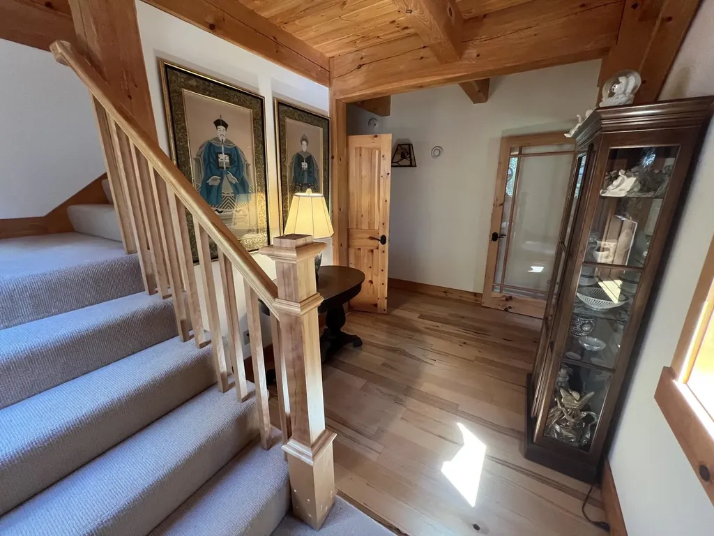 43 Rowdis Road Greensboro VT 05841