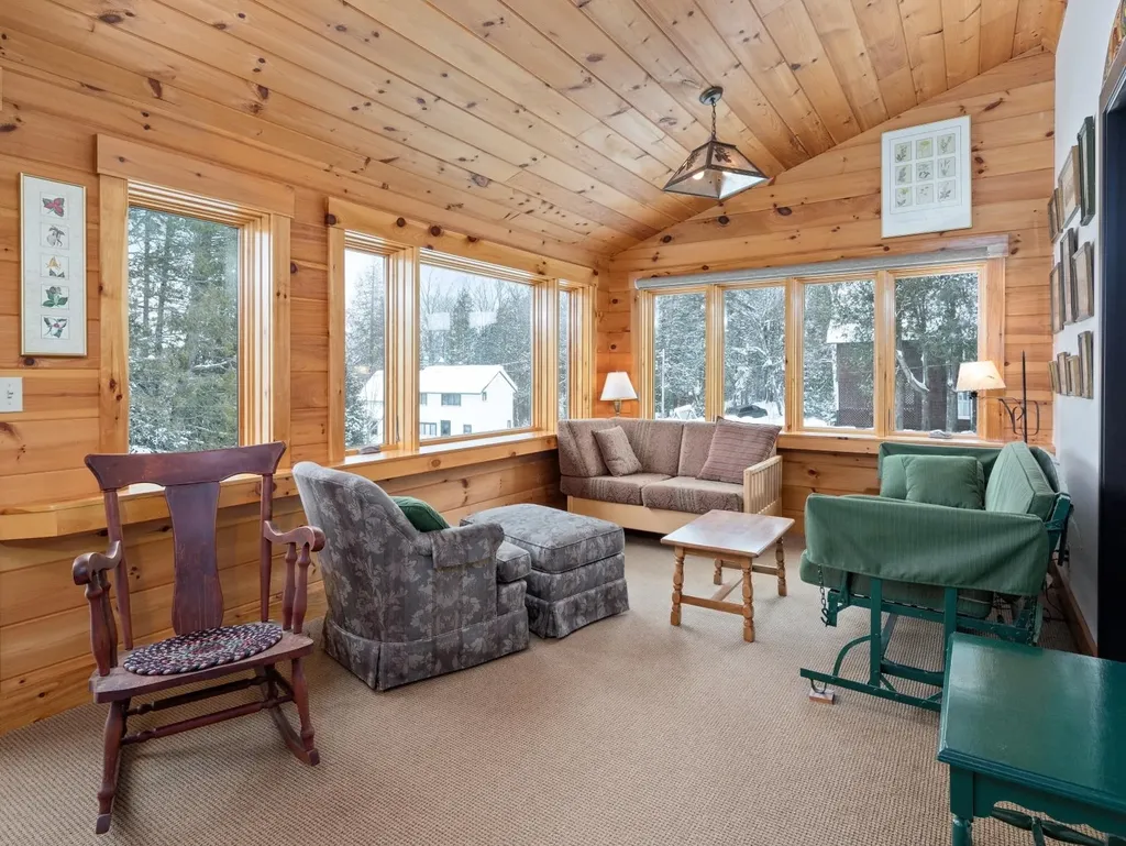43 Rowdis Road Greensboro VT 05841