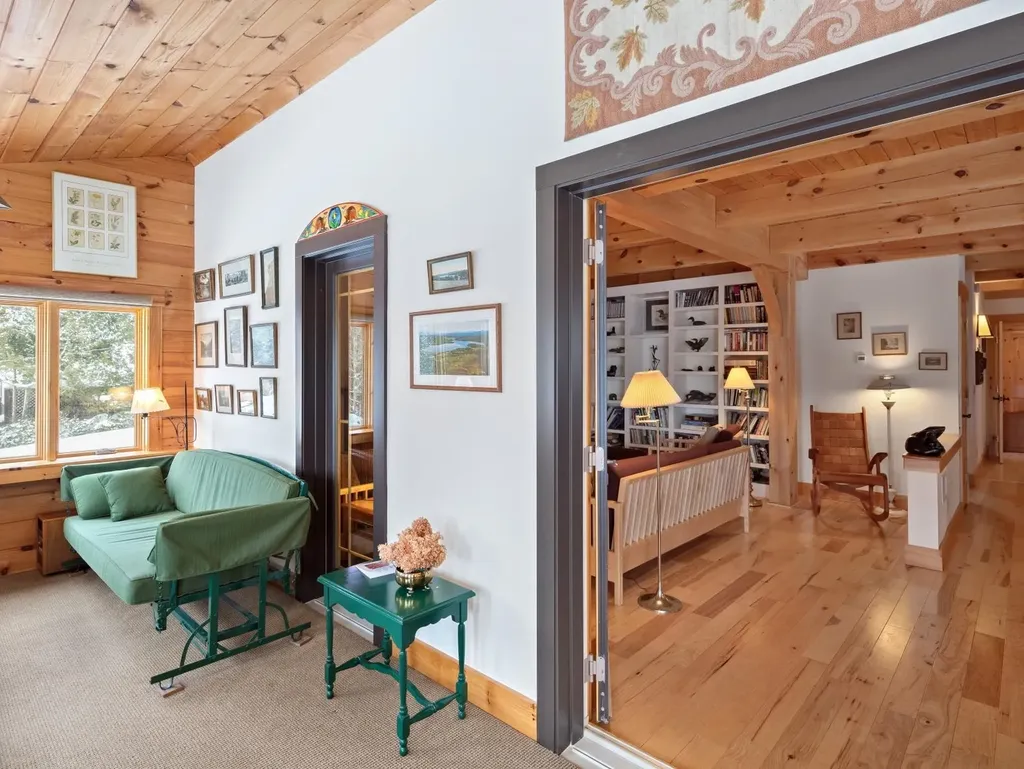 43 Rowdis Road Greensboro VT 05841