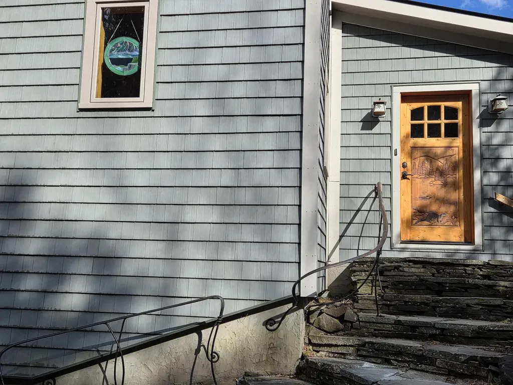 43 Rowdis Road Greensboro VT 05841