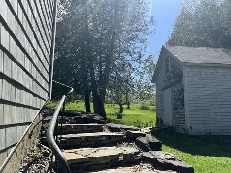 43 Rowdis Road Greensboro VT 05841