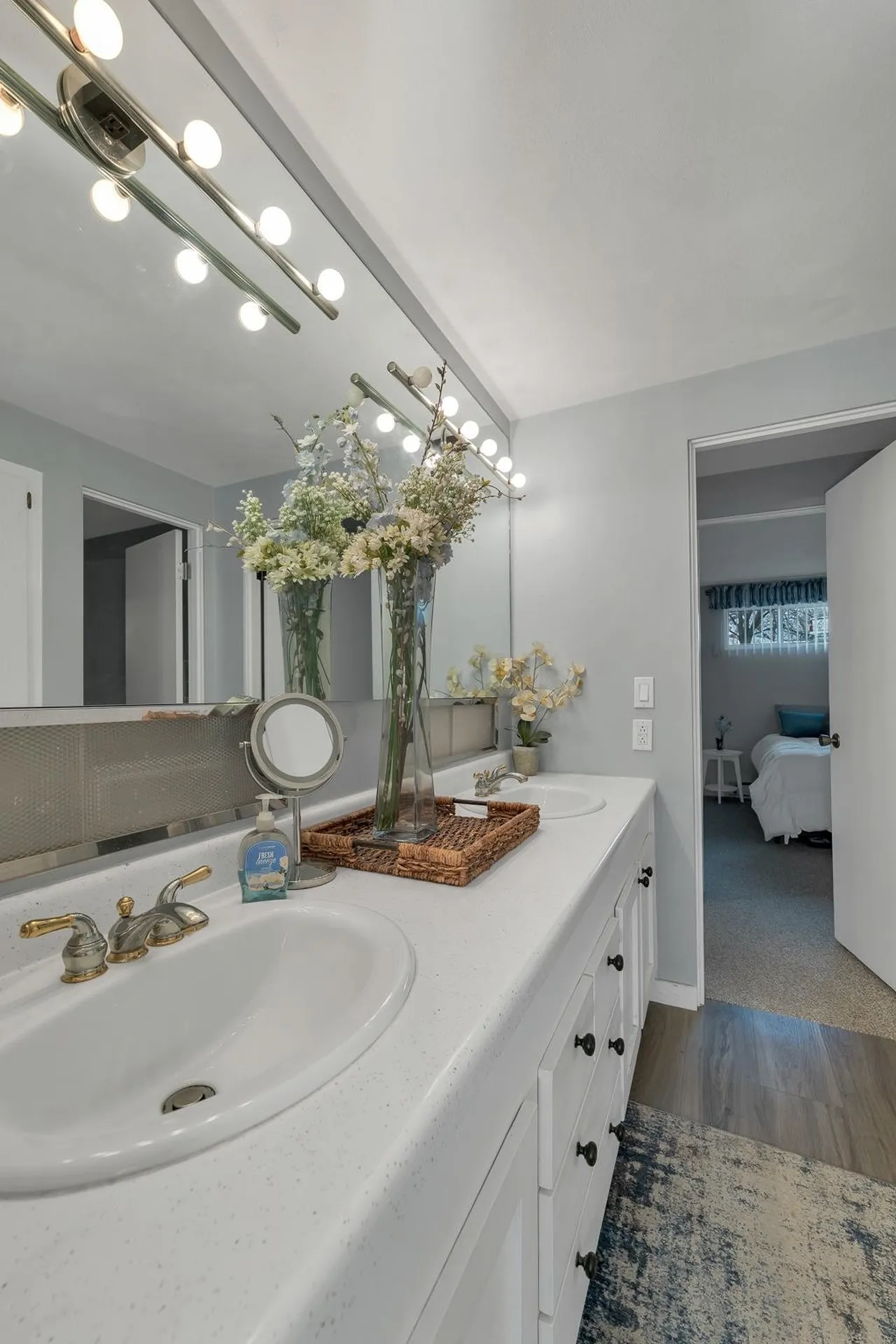 23 Pleasant Street Meredith NH 03253